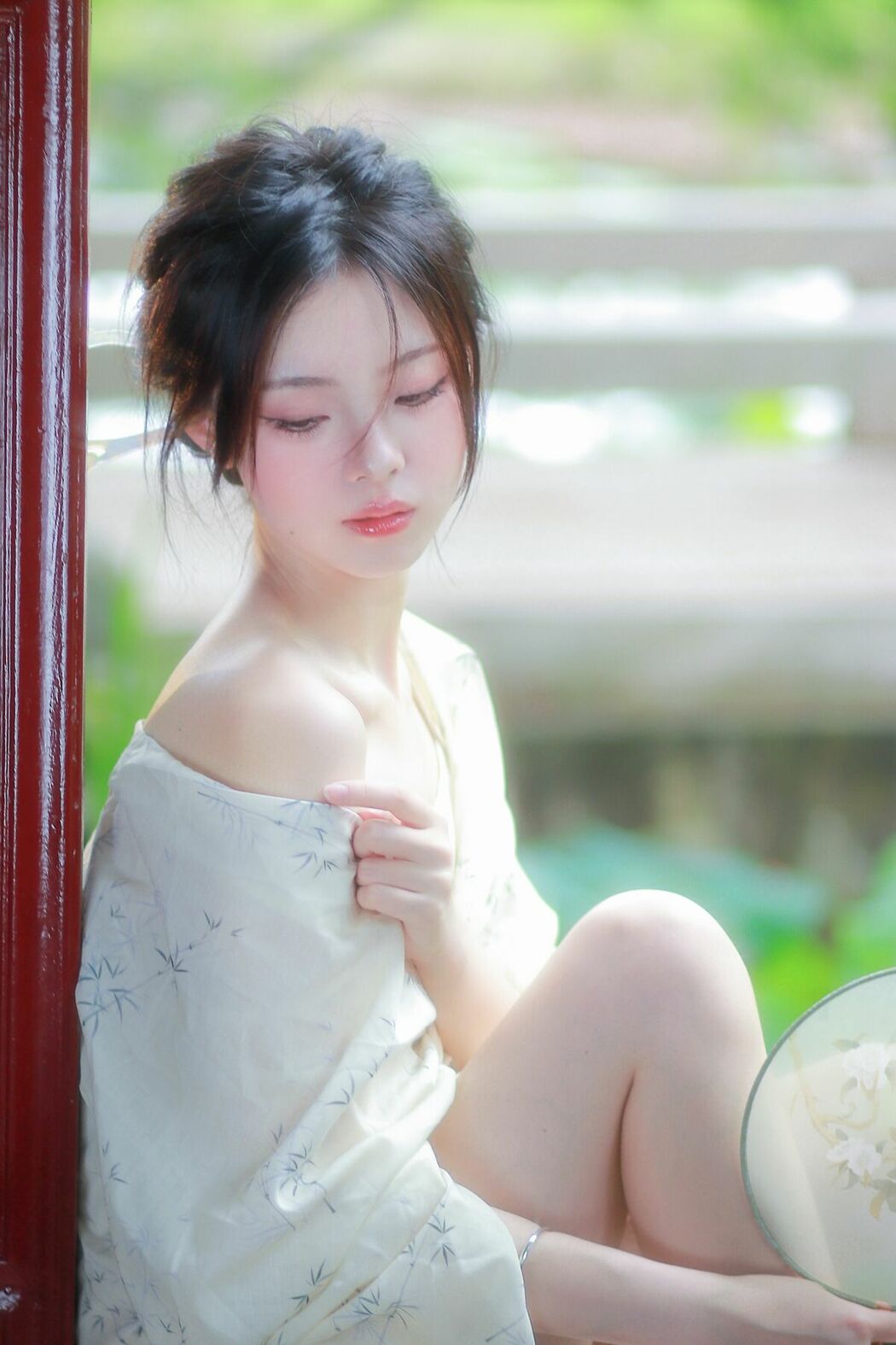 YiTuYu艺图语 Vol.9536 Lu Li (15P)