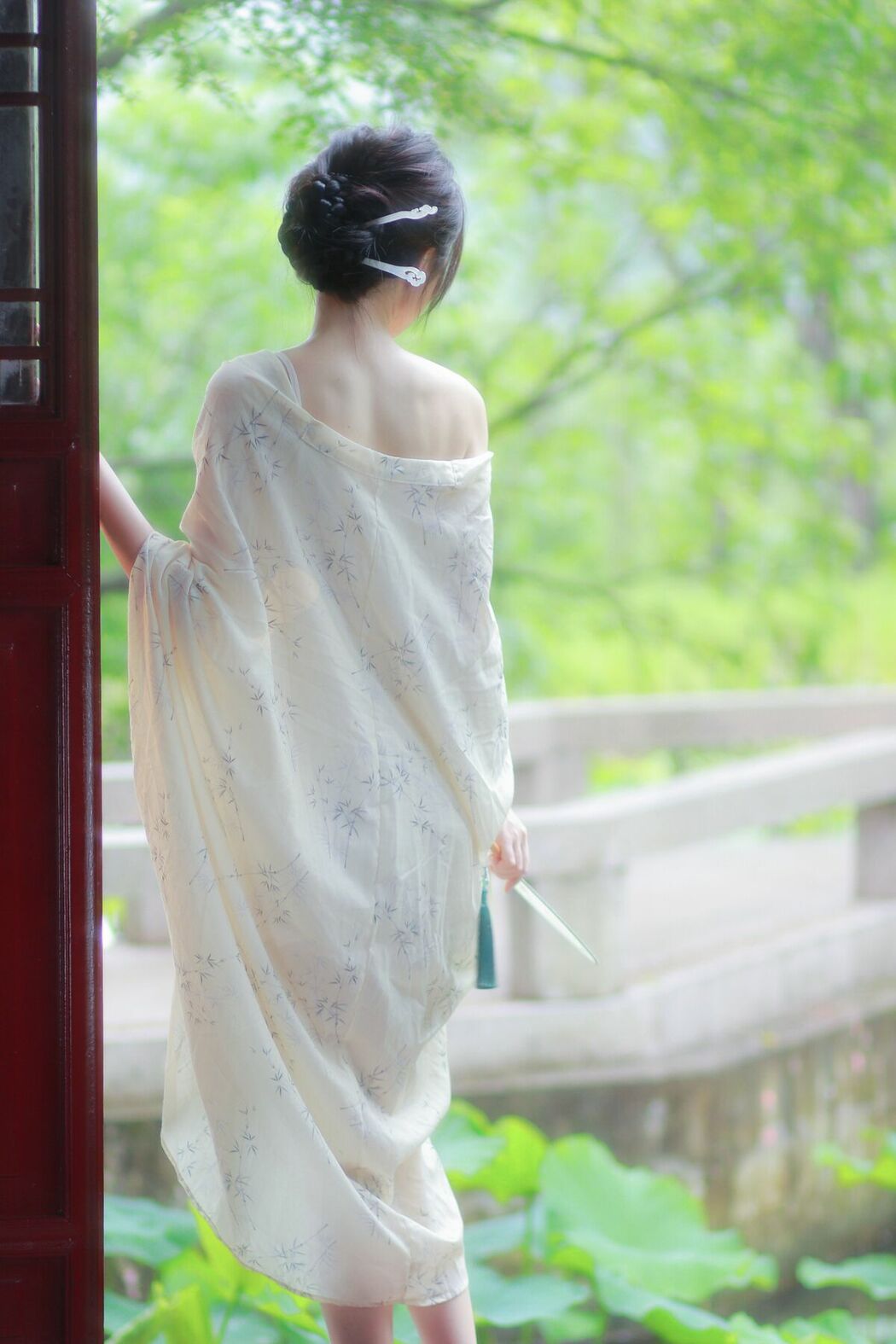 YiTuYu艺图语 Vol.9536 Lu Li (15P)