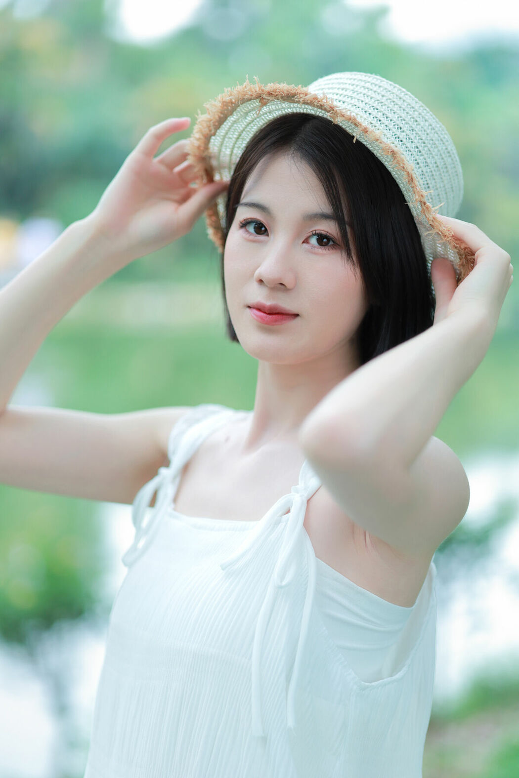 YiTuYu艺图语 Vol.9542 Shi Shu Tiao Ya (17P)