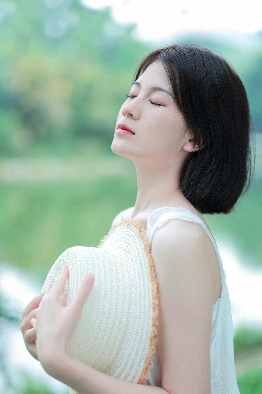 YiTuYu艺图语 Vol.9542 Shi Shu Tiao Ya (17P)