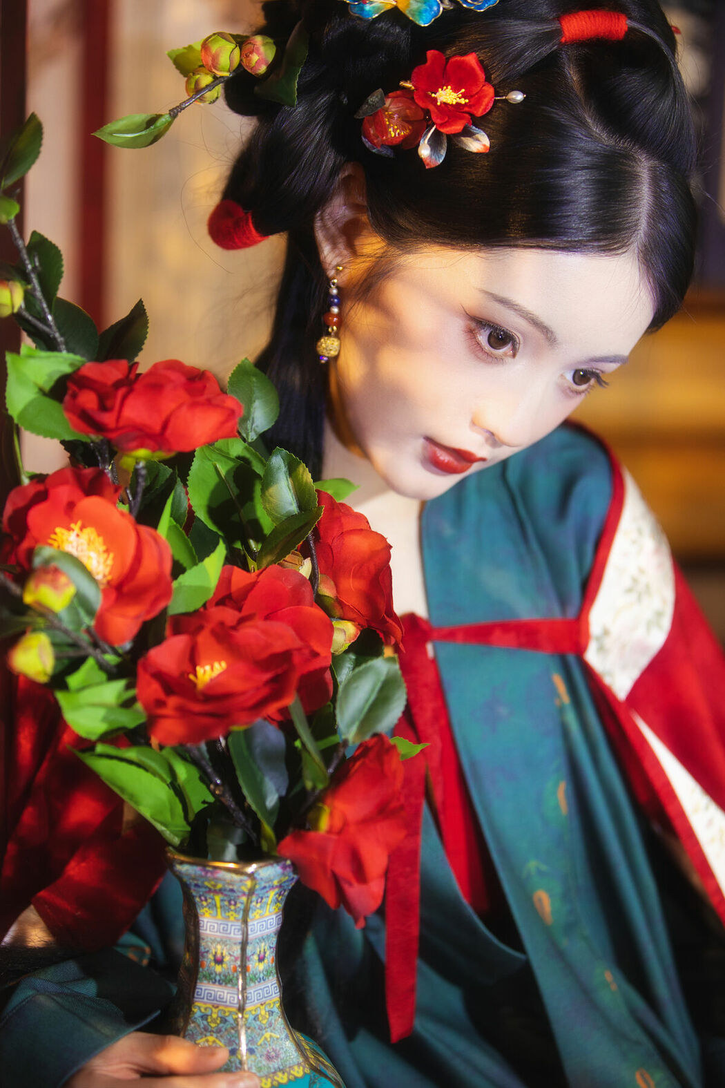 YiTuYu艺图语 Vol.9551 Wu Ying Kun Kun (21P)