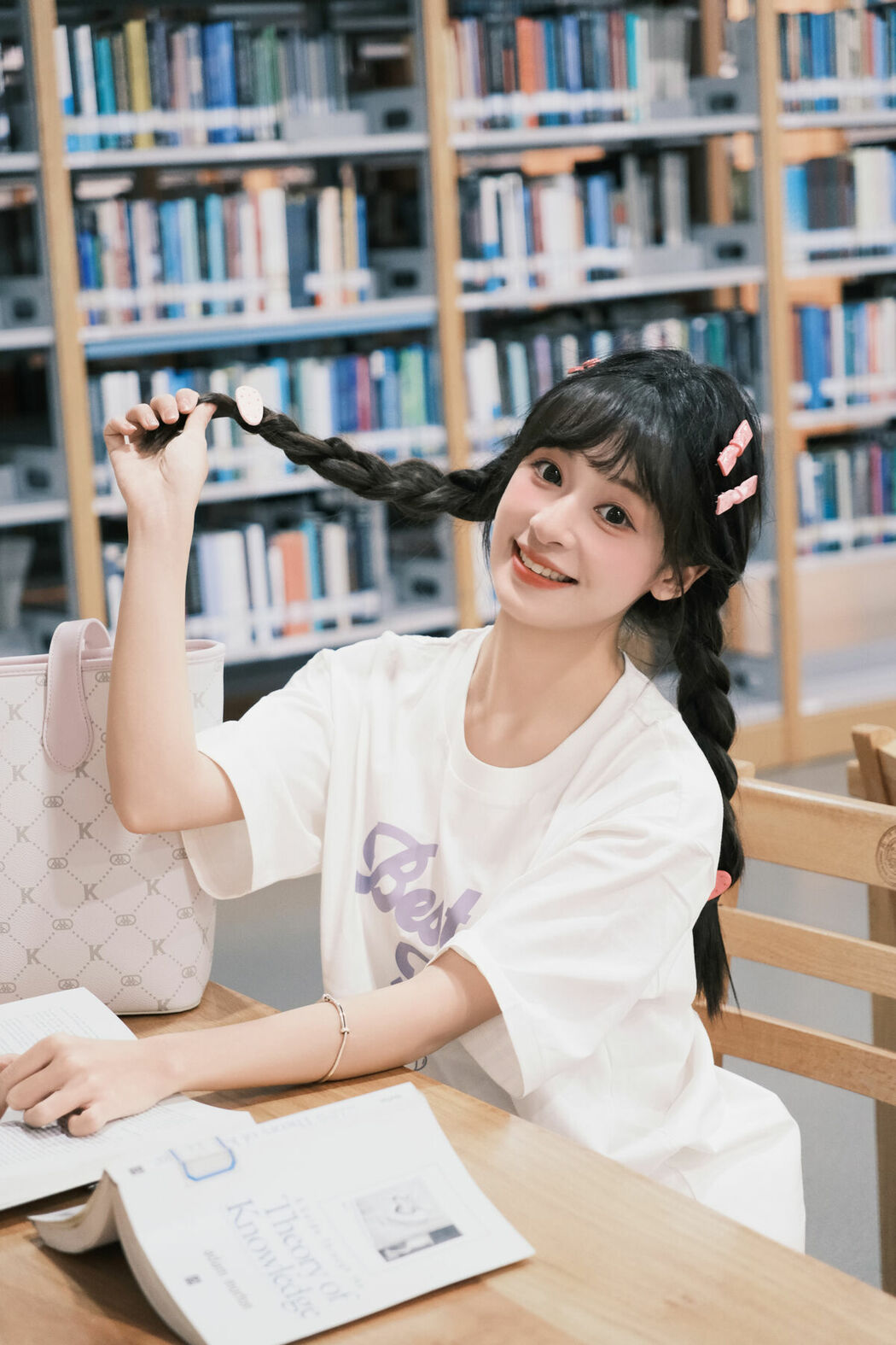 YiTuYu艺图语 Vol.9550 Xia Yu Xiao Nian (18P)