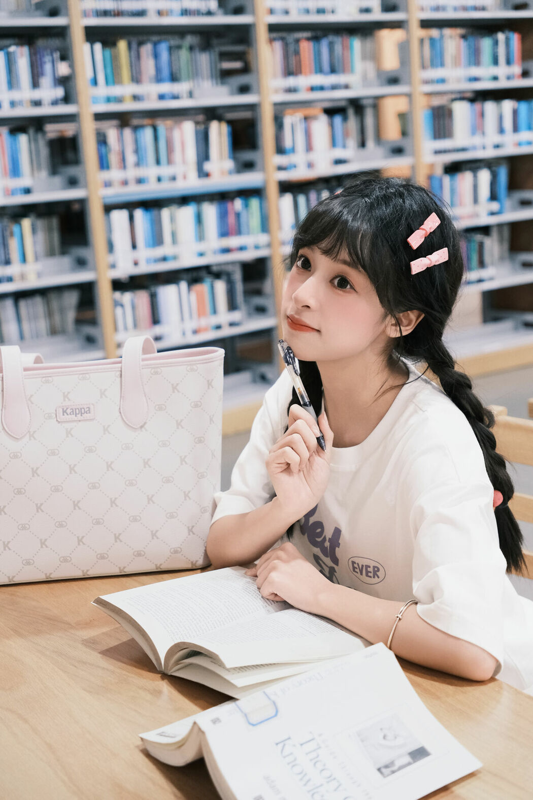 YiTuYu艺图语 Vol.9550 Xia Yu Xiao Nian (18P)