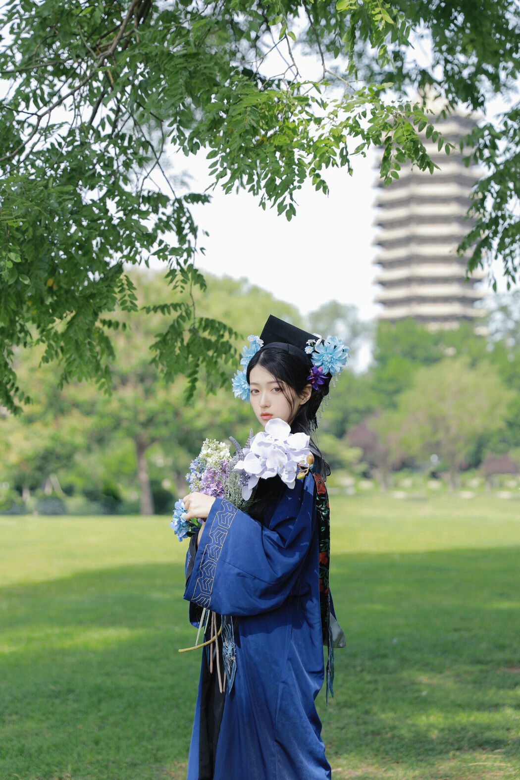 YiTuYu艺图语 Vol.9557 Xu Jia Yue (33P)