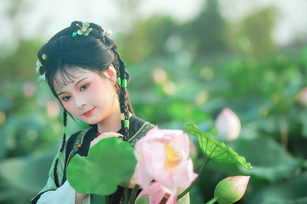 YiTuYu艺图语 Vol.9559 6161 (17P)