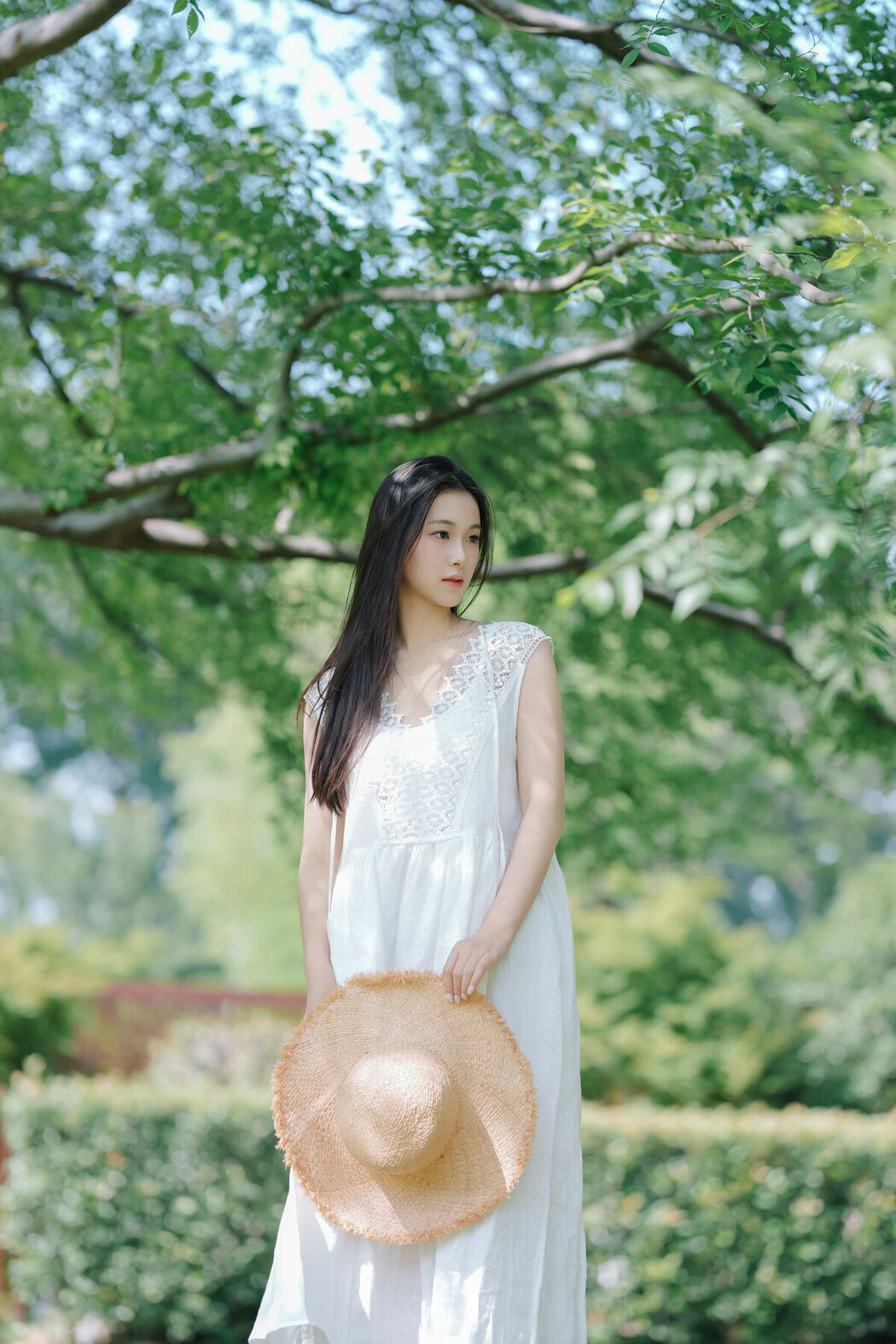 YiTuYu艺图语 Vol.9564 Yu Han (31P)