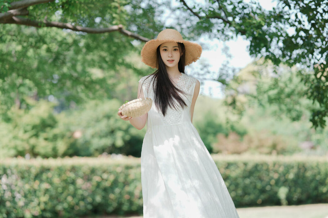YiTuYu艺图语 Vol.9564 Yu Han (31P)