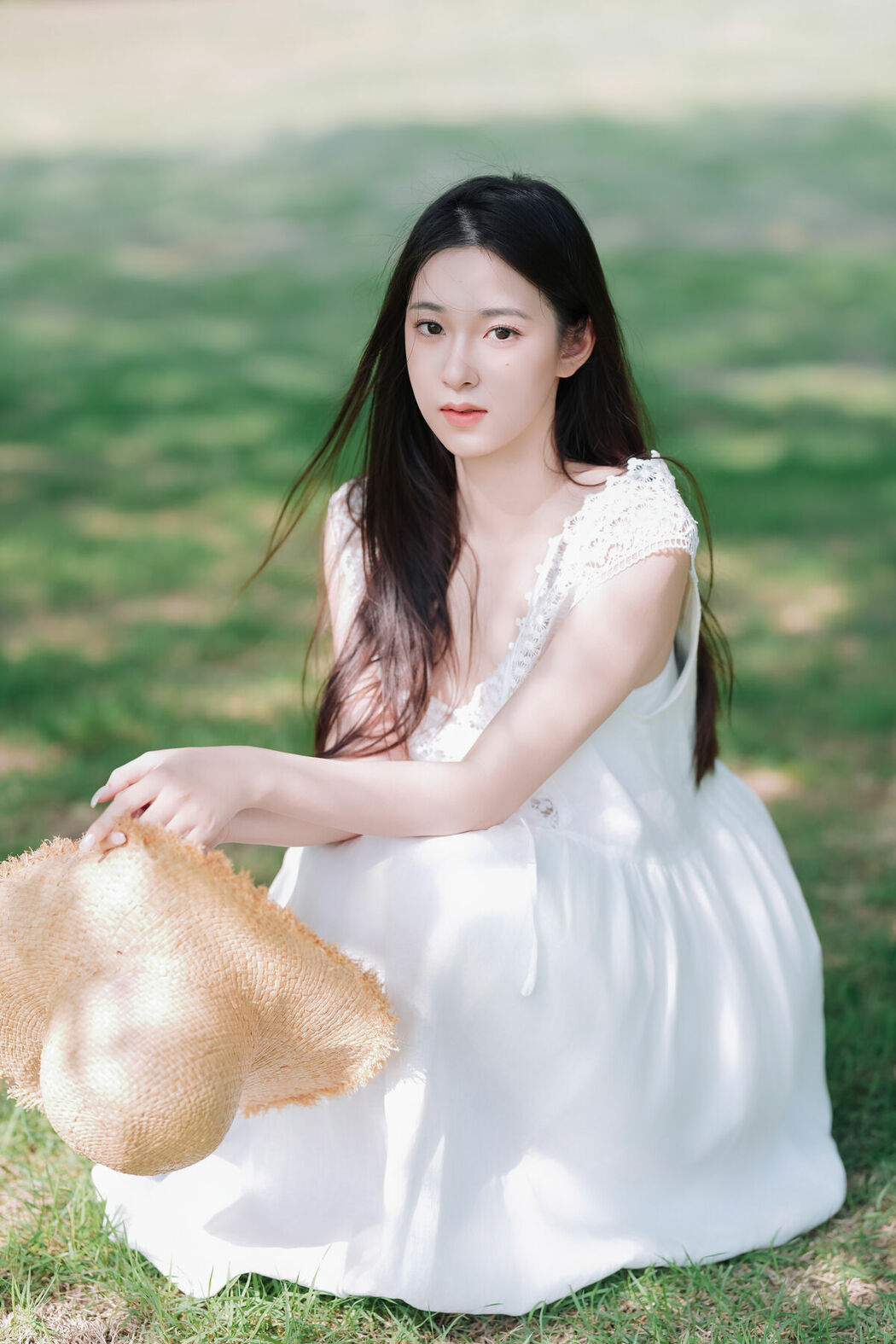 YiTuYu艺图语 Vol.9564 Yu Han (31P)