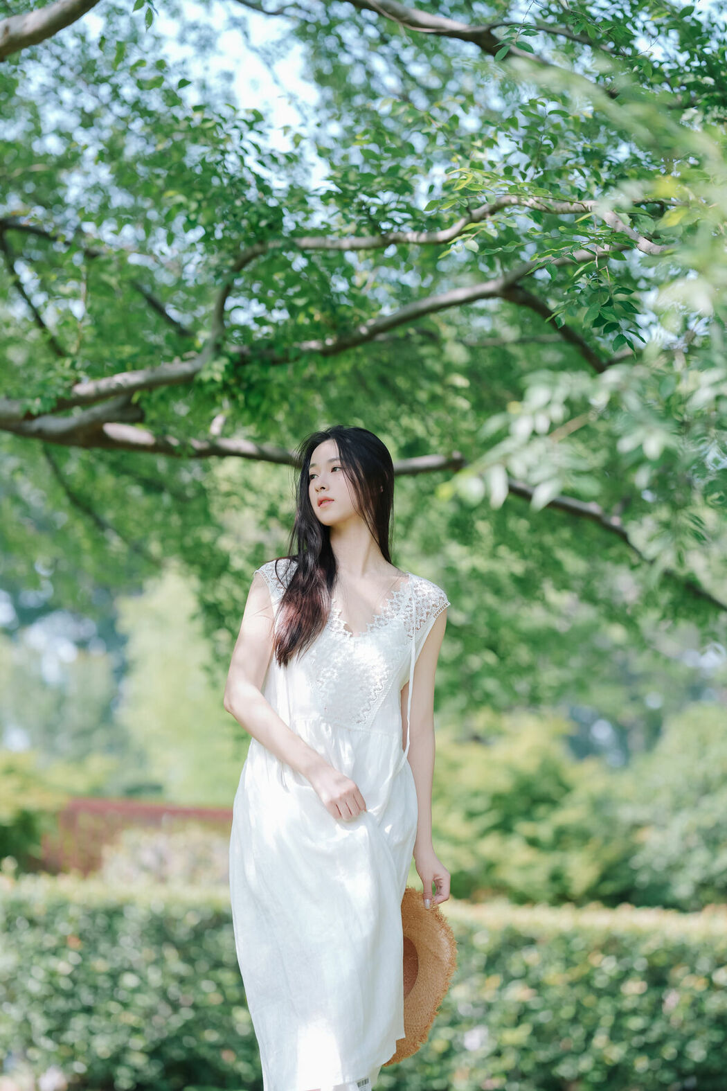 YiTuYu艺图语 Vol.9564 Yu Han (31P)
