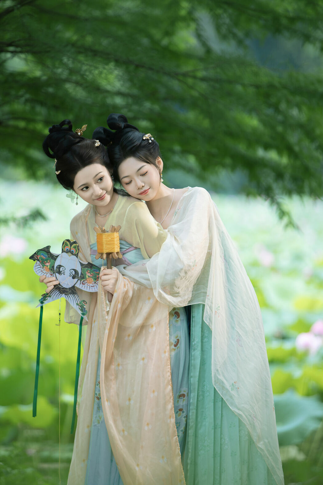 YiTuYu艺图语 Vol.9570 Jiu Shi Jiao Mei Nan A (43P)
