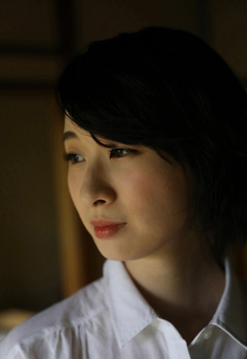 JP Aika Yukihira 行平あい佳 – 週刊現代デジタル写真集 掌花 (81P)