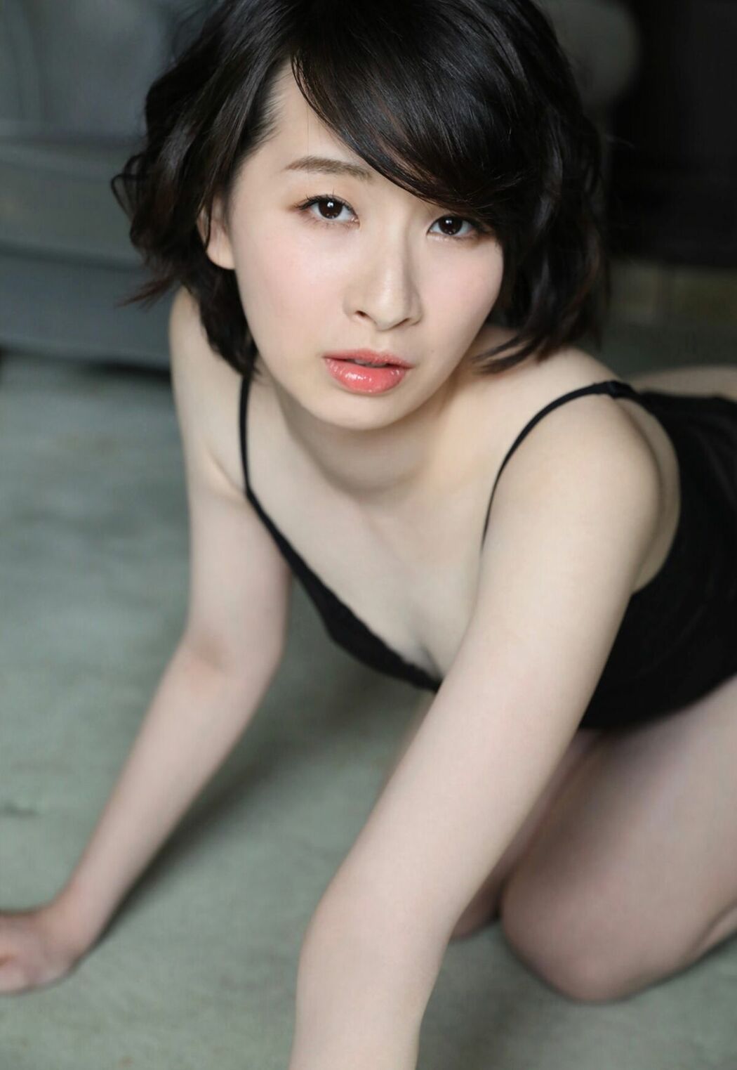 JP Aika Yukihira 行平あい佳 – 週刊現代デジタル写真集 掌花 (81P)