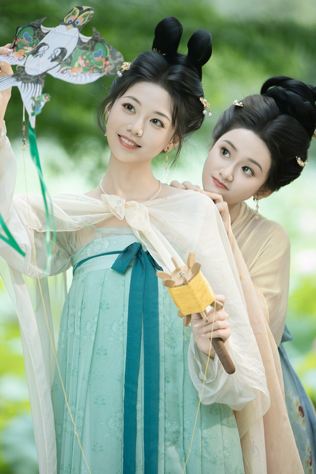 YiTuYu艺图语 Vol.9570 Jiu Shi Jiao Mei Nan A (43P) Cover Photo