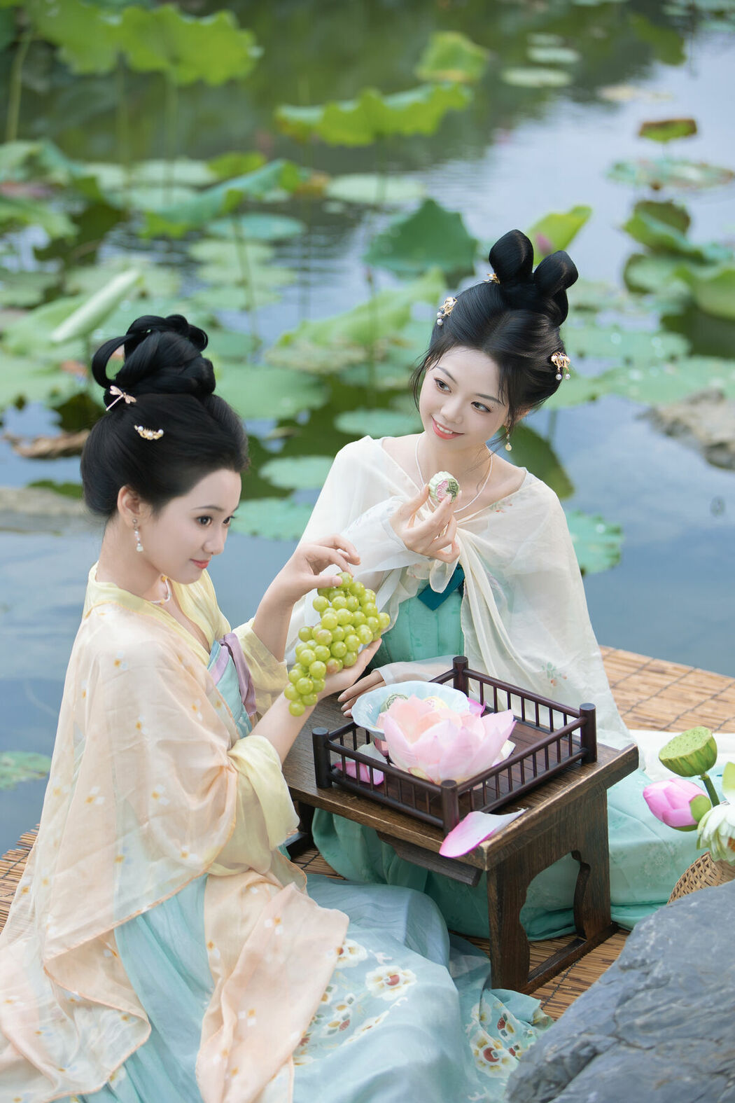 YiTuYu艺图语 Vol.9570 Jiu Shi Jiao Mei Nan A (43P)