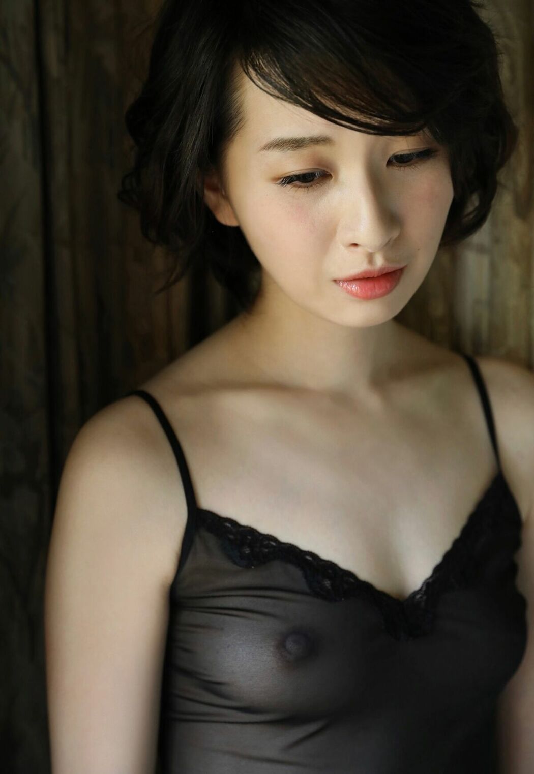 JP Aika Yukihira 行平あい佳 – 週刊現代デジタル写真集 掌花 (81P)