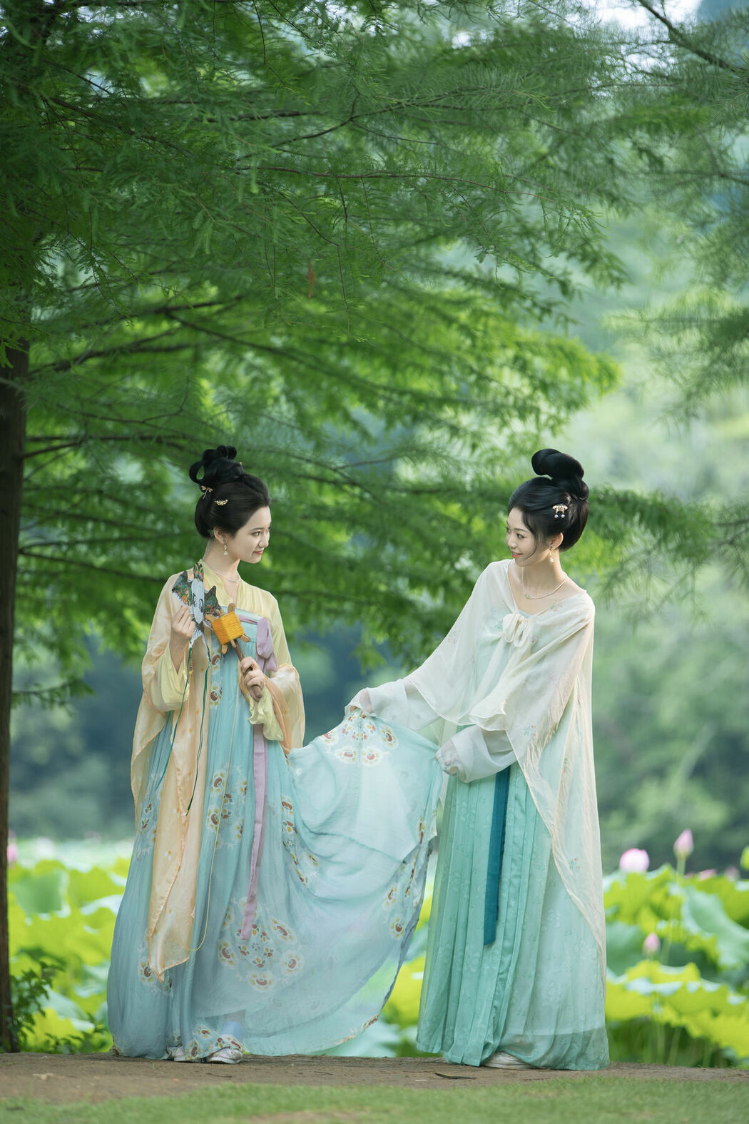 YiTuYu艺图语 Vol.9570 Jiu Shi Jiao Mei Nan A (43P)