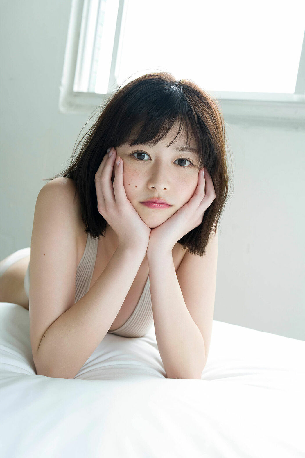 JP Yuzuha Saeki 冴木柚葉 – FLASHデジタル写真集 Lumiere (63P)
