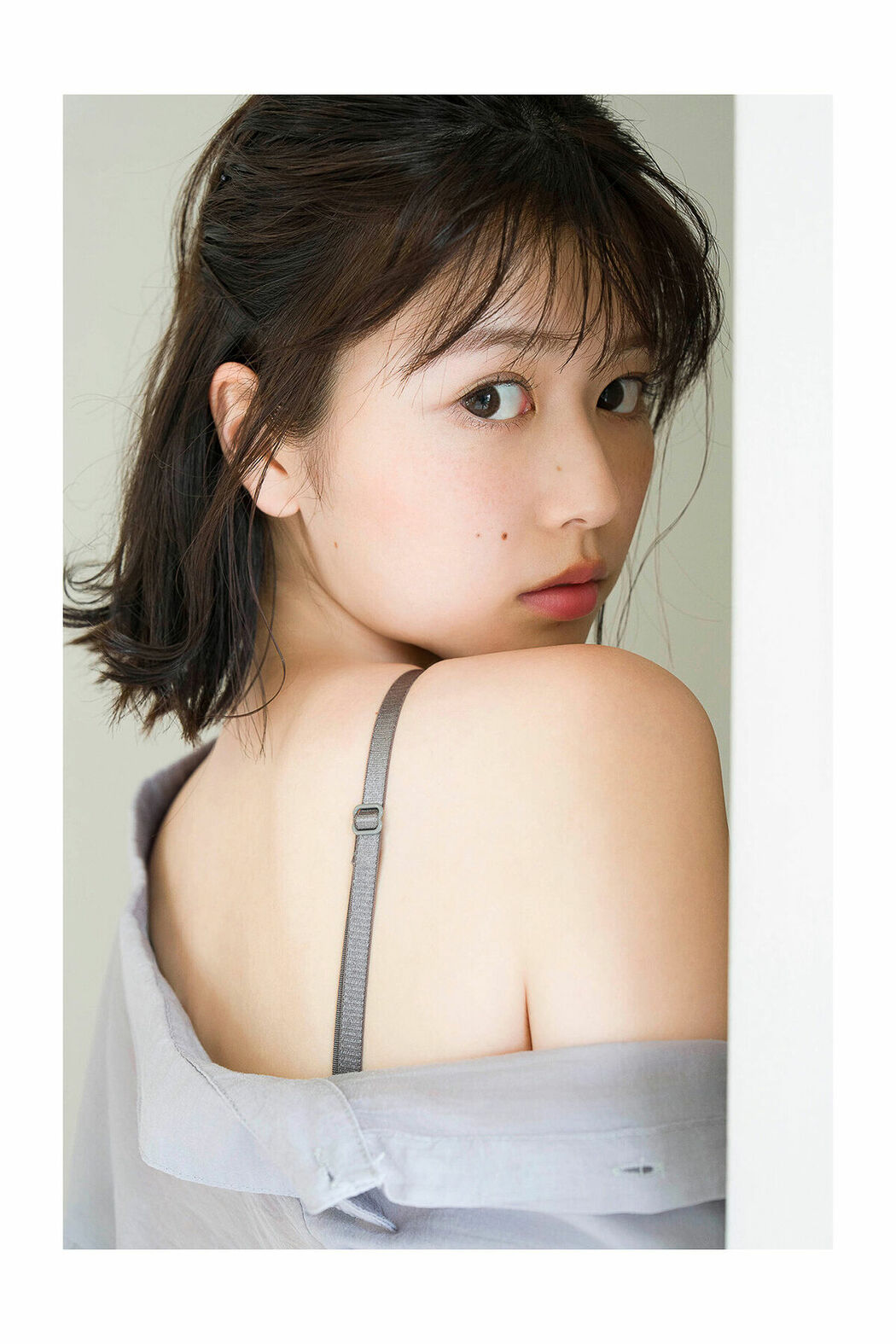 JP Yuzuha Saeki 冴木柚葉 – FLASHデジタル写真集 Lumiere (63P)