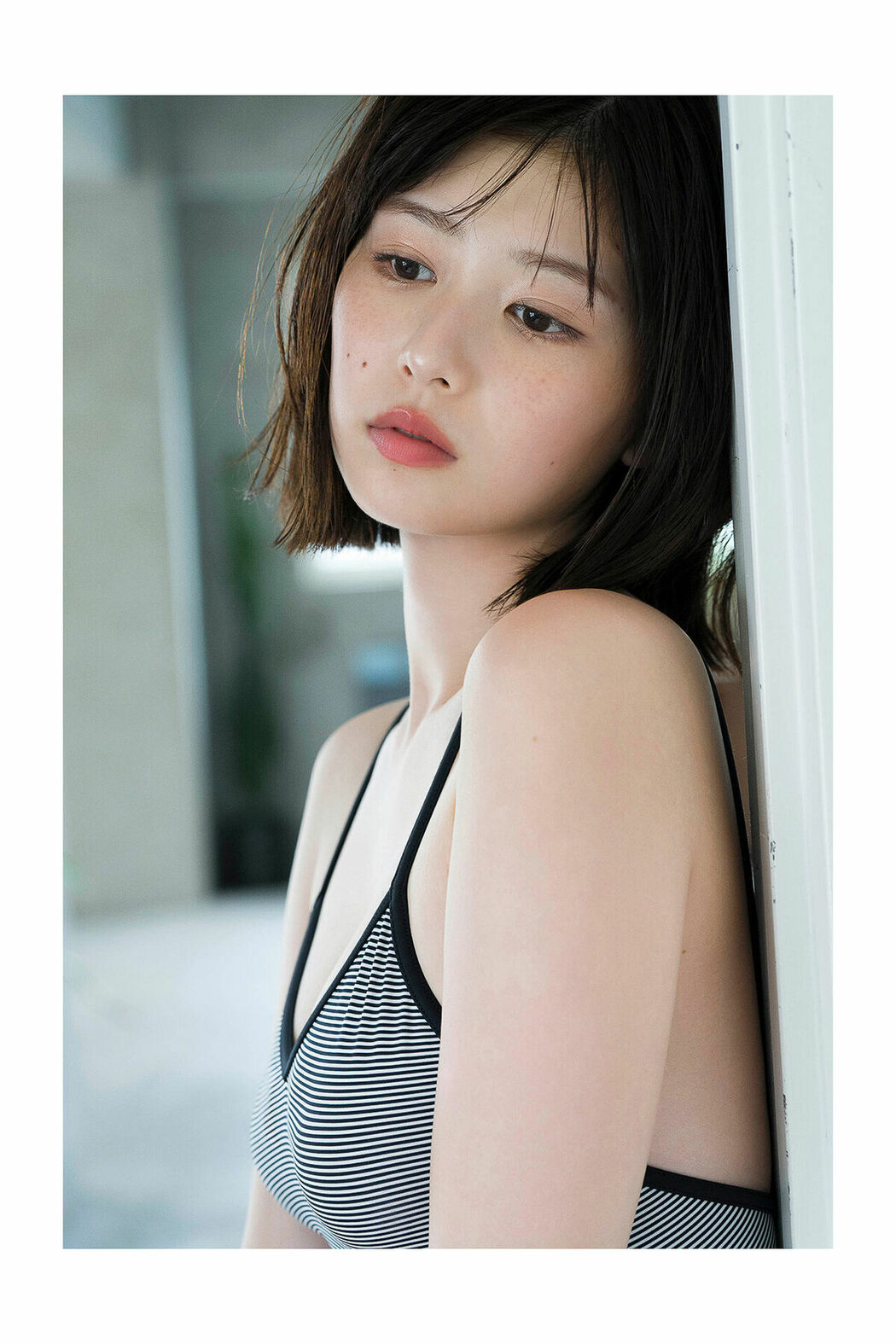 JP Yuzuha Saeki 冴木柚葉 – FLASHデジタル写真集 Lumiere (63P)