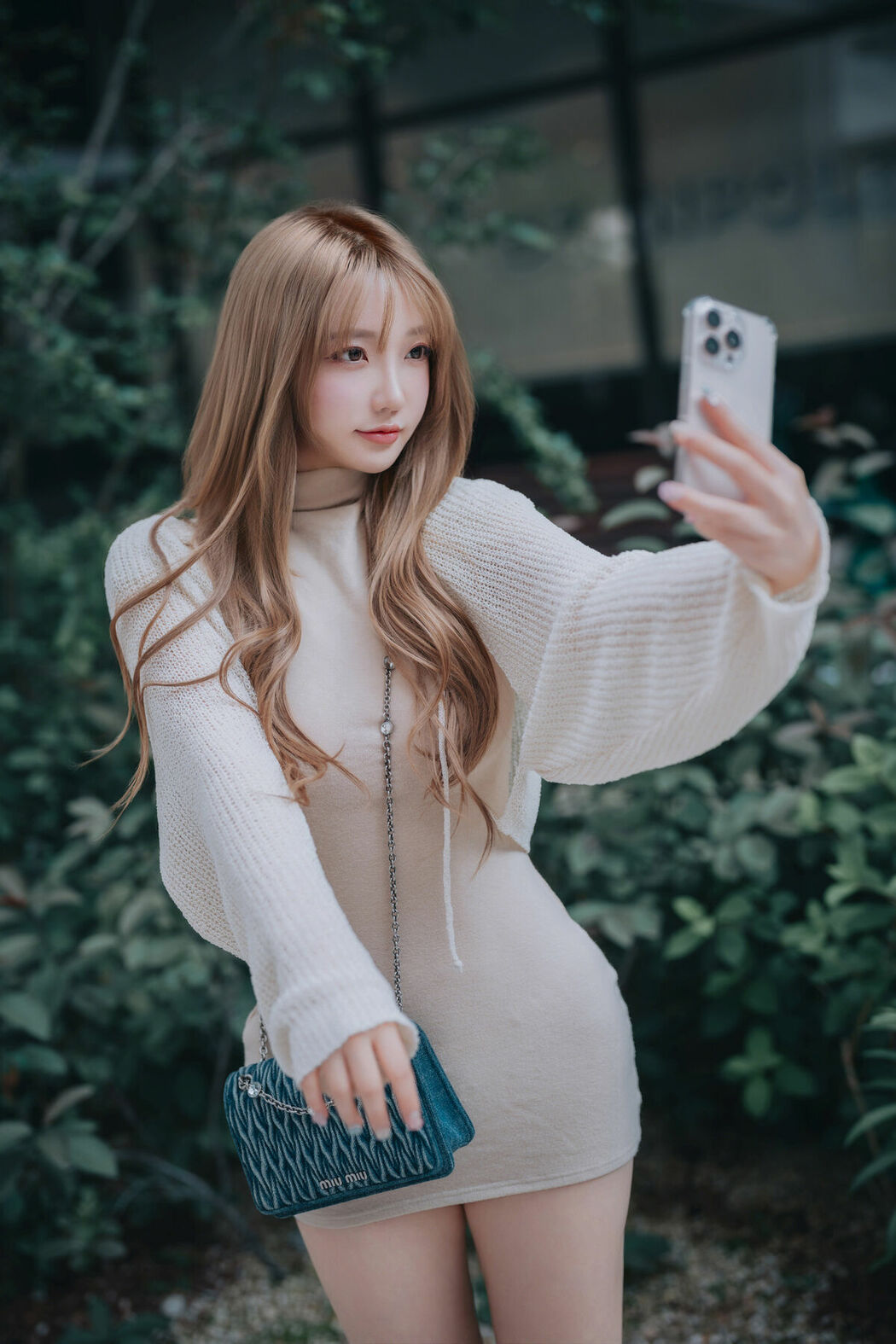 DJAWA Son Ye-Eun 손예은 &ndash; Happy Solo Birthday Part01 (64P)