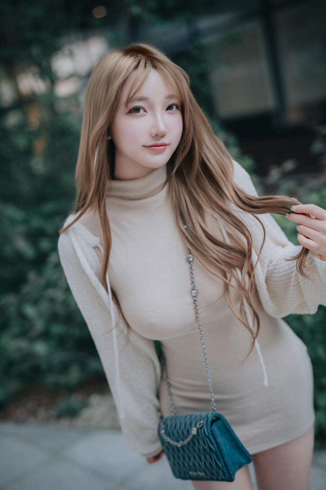 DJAWA Son Ye-Eun 손예은 &ndash; Happy Solo Birthday Part01 (64P)