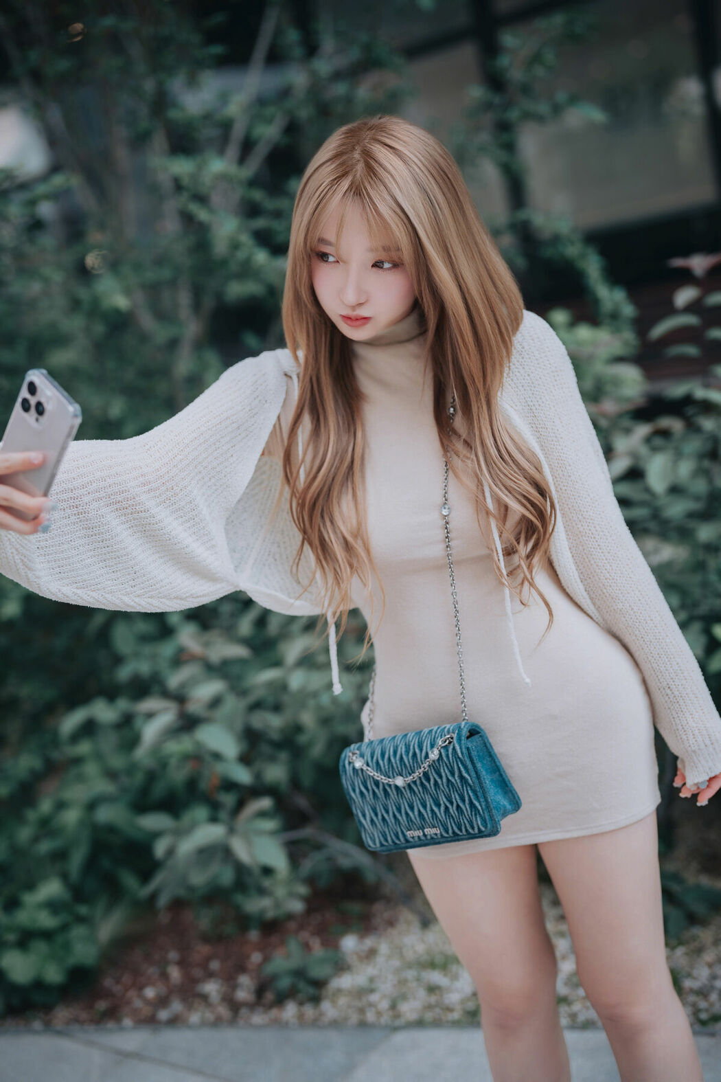 DJAWA Son Ye-Eun 손예은 &ndash; Happy Solo Birthday Part01 (64P)