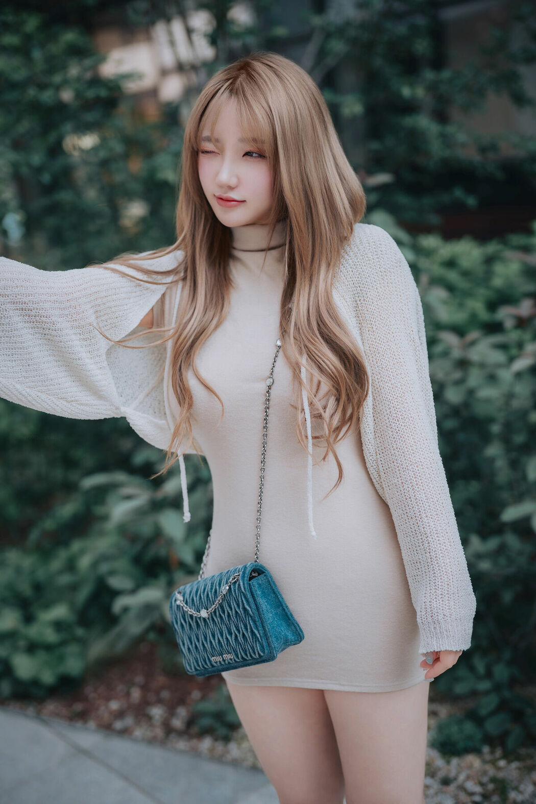 DJAWA Son Ye-Eun 손예은 &ndash; Happy Solo Birthday Part01 (64P)
