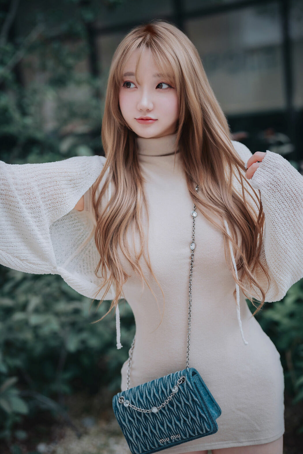 DJAWA Son Ye-Eun 손예은 &ndash; Happy Solo Birthday Part01 (64P)