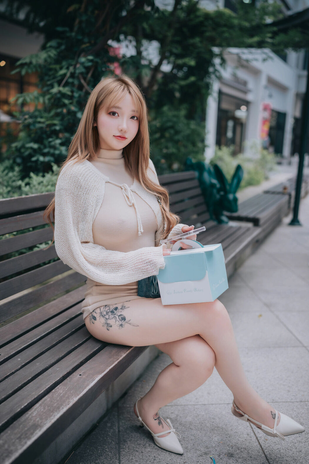 DJAWA Son Ye-Eun 손예은 &ndash; Happy Solo Birthday Part01 (64P)