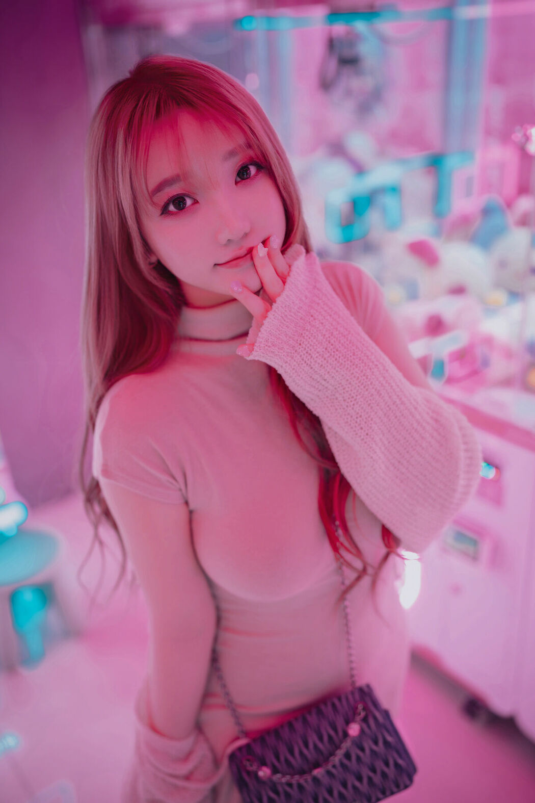 DJAWA Son Ye-Eun 손예은 &ndash; Happy Solo Birthday Part01 (64P)