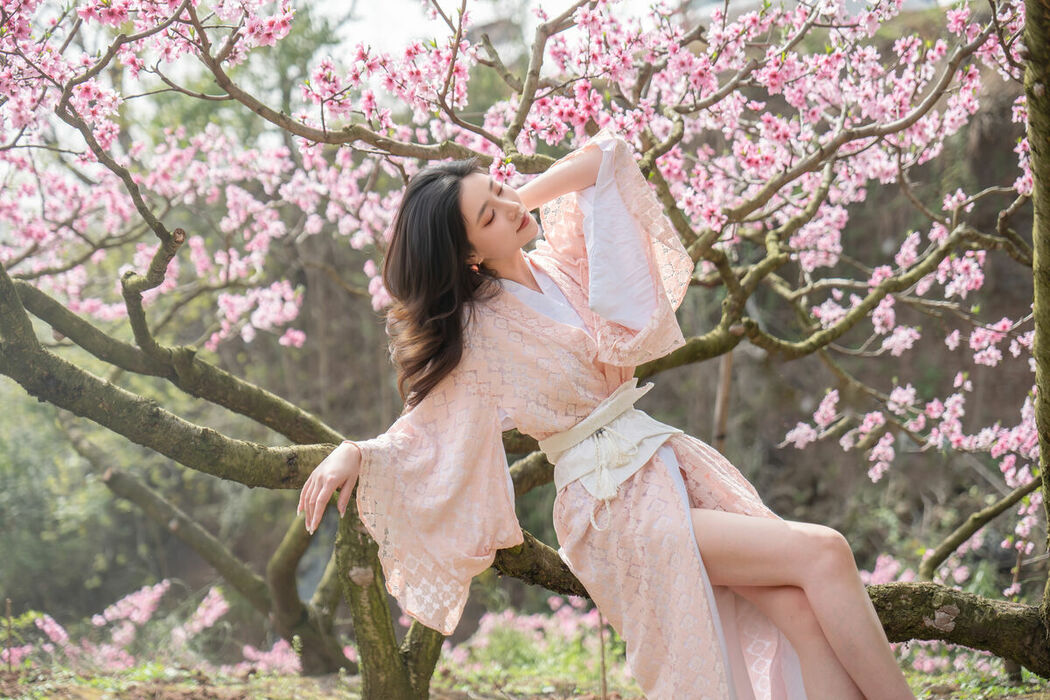 Coser@年年Nnian – 漫花 (87P)