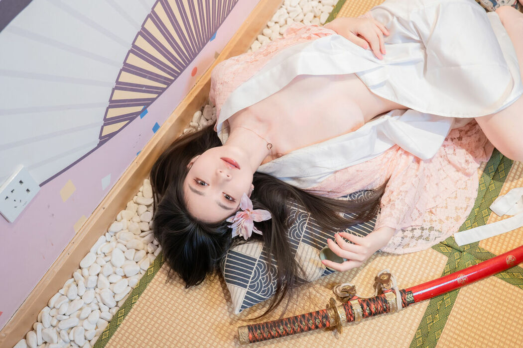 Coser@年年Nnian – 漫花 (87P)