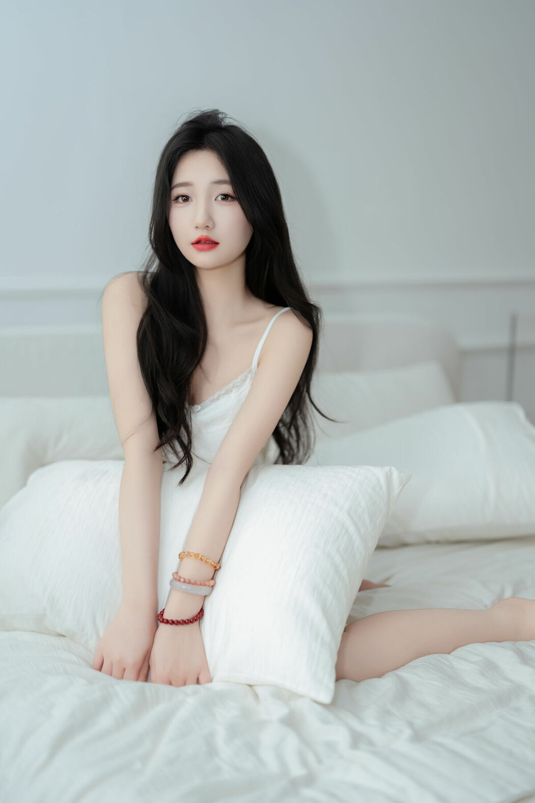 YiTuYu艺图语 Vol.9574 oyee (42P)
