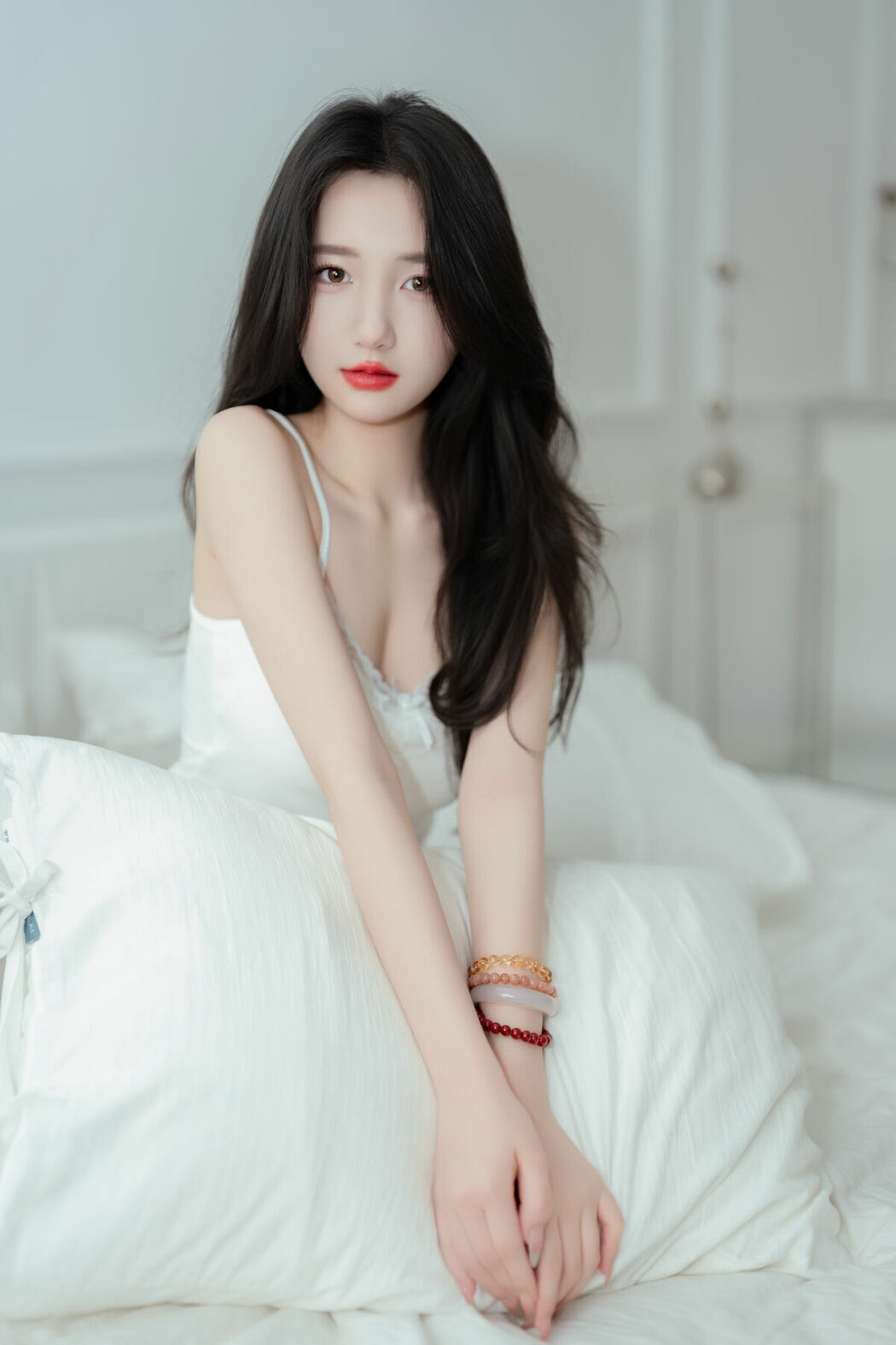 YiTuYu艺图语 Vol.9574 oyee (42P)
