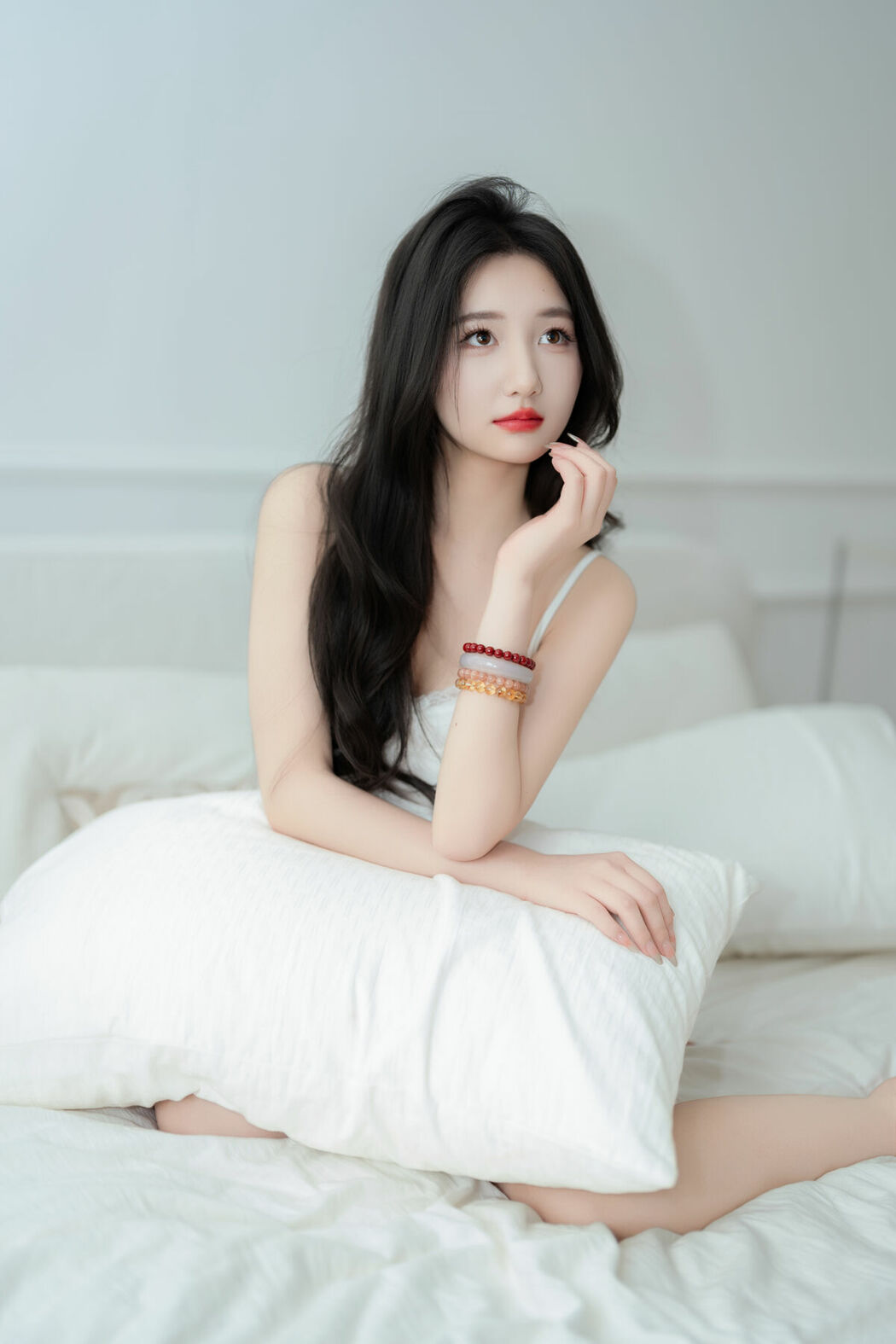 YiTuYu艺图语 Vol.9574 oyee (42P)
