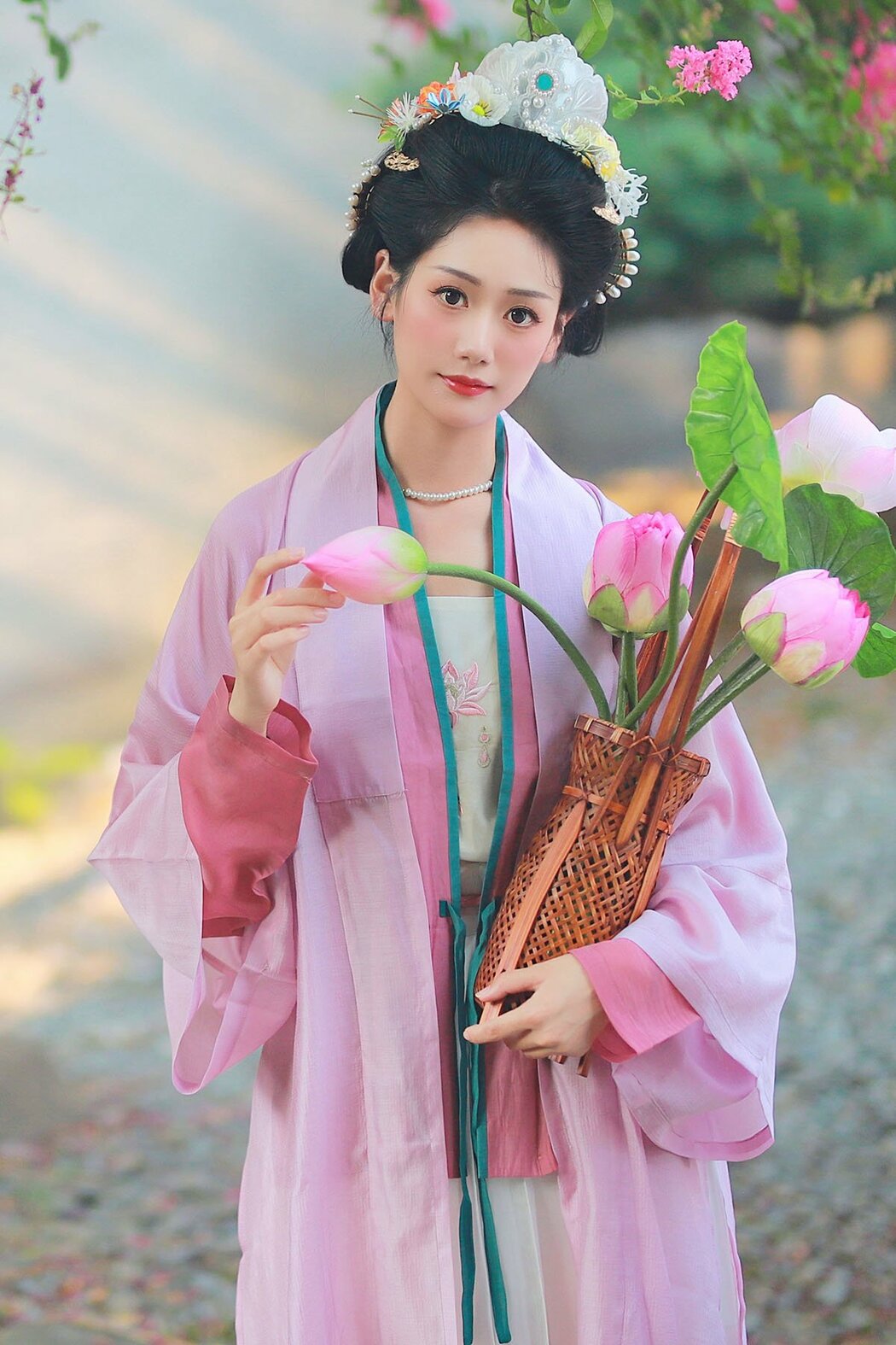 YiTuYu艺图语 Vol.9580 Yi Zhi Da Da Da Li Zi (28P) Cover Photo