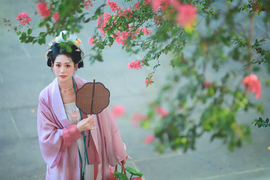 YiTuYu艺图语 Vol.9580 Yi Zhi Da Da Da Li Zi (28P)