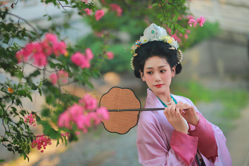 YiTuYu艺图语 Vol.9580 Yi Zhi Da Da Da Li Zi (28P)
