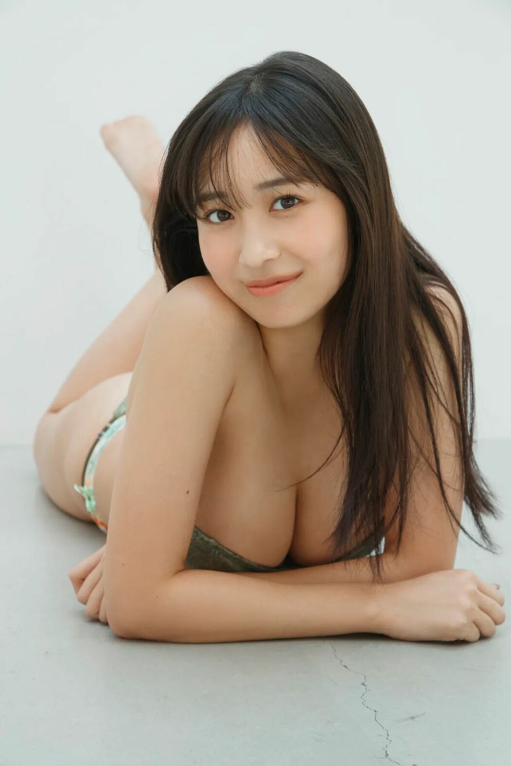 JP Aoi Mizobata 溝端葵 – マンスリーガール052 完全未発表100カットAndムービー Part01 (57P – 1V)