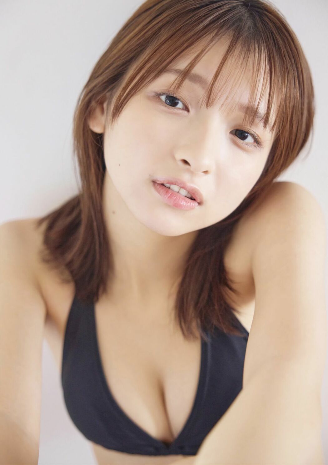 JP Runa Ichinose 一ノ瀬瑠菜 – BRODYデジタル写真集 一緒に入ろ (61P)