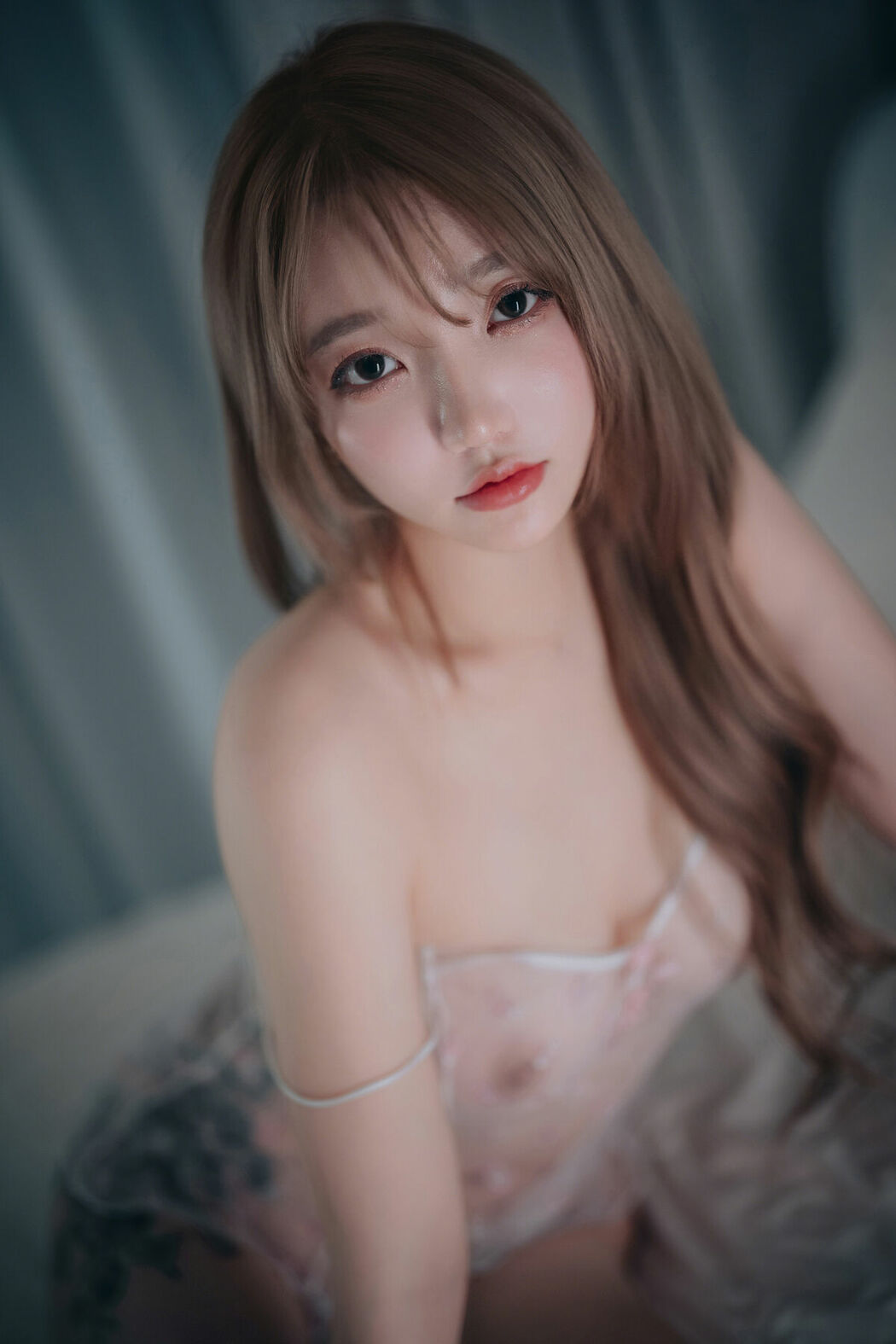 DJAWA Son Ye-Eun 손예은 &ndash; Happy Solo Birthday Part02 (64P)
