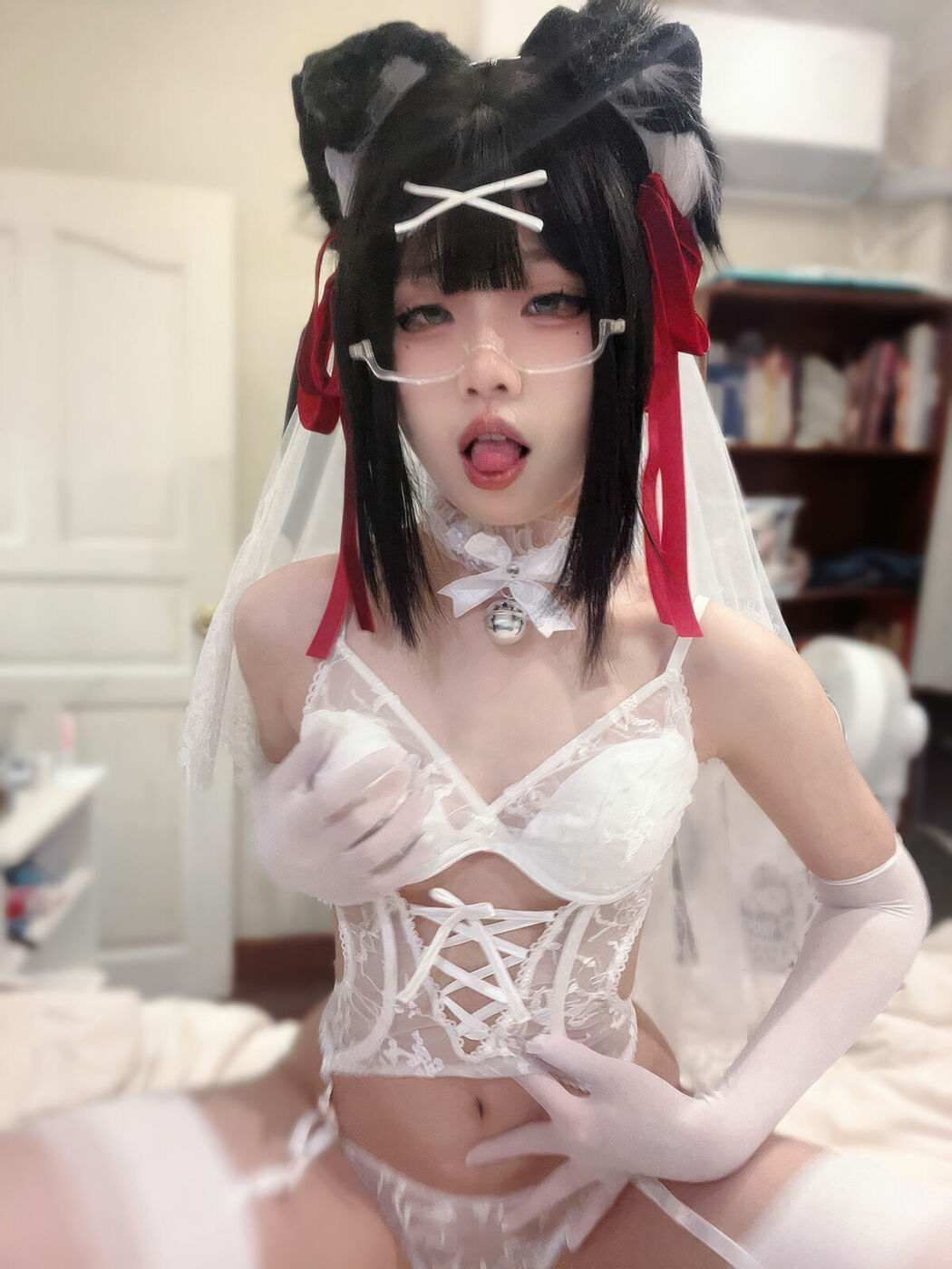 Coser@清水凪 – 小狗花嫁 (38P – 3V)