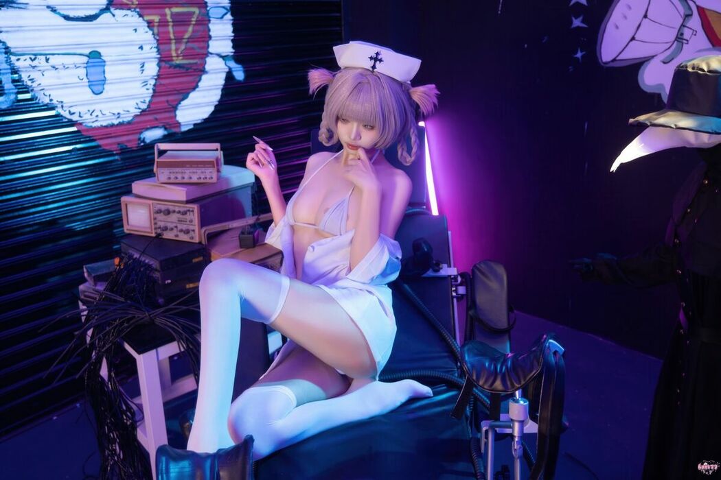 Coser@柒柒要乖哦 – 彻夜之歌 护士服小荠 Part02 (51P)