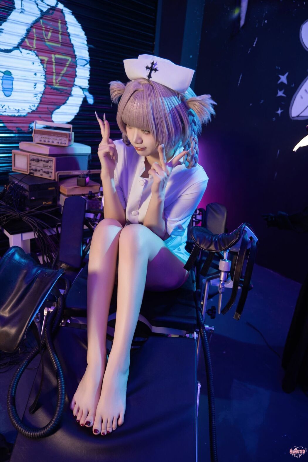 Coser@柒柒要乖哦 – 彻夜之歌 护士服小荠 Part02 (51P)