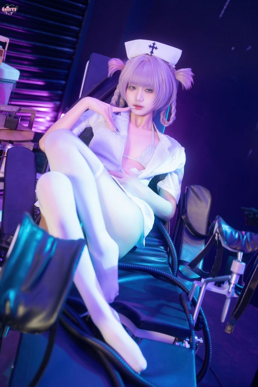 Coser@柒柒要乖哦 – 彻夜之歌 护士服小荠 Part02 (51P)