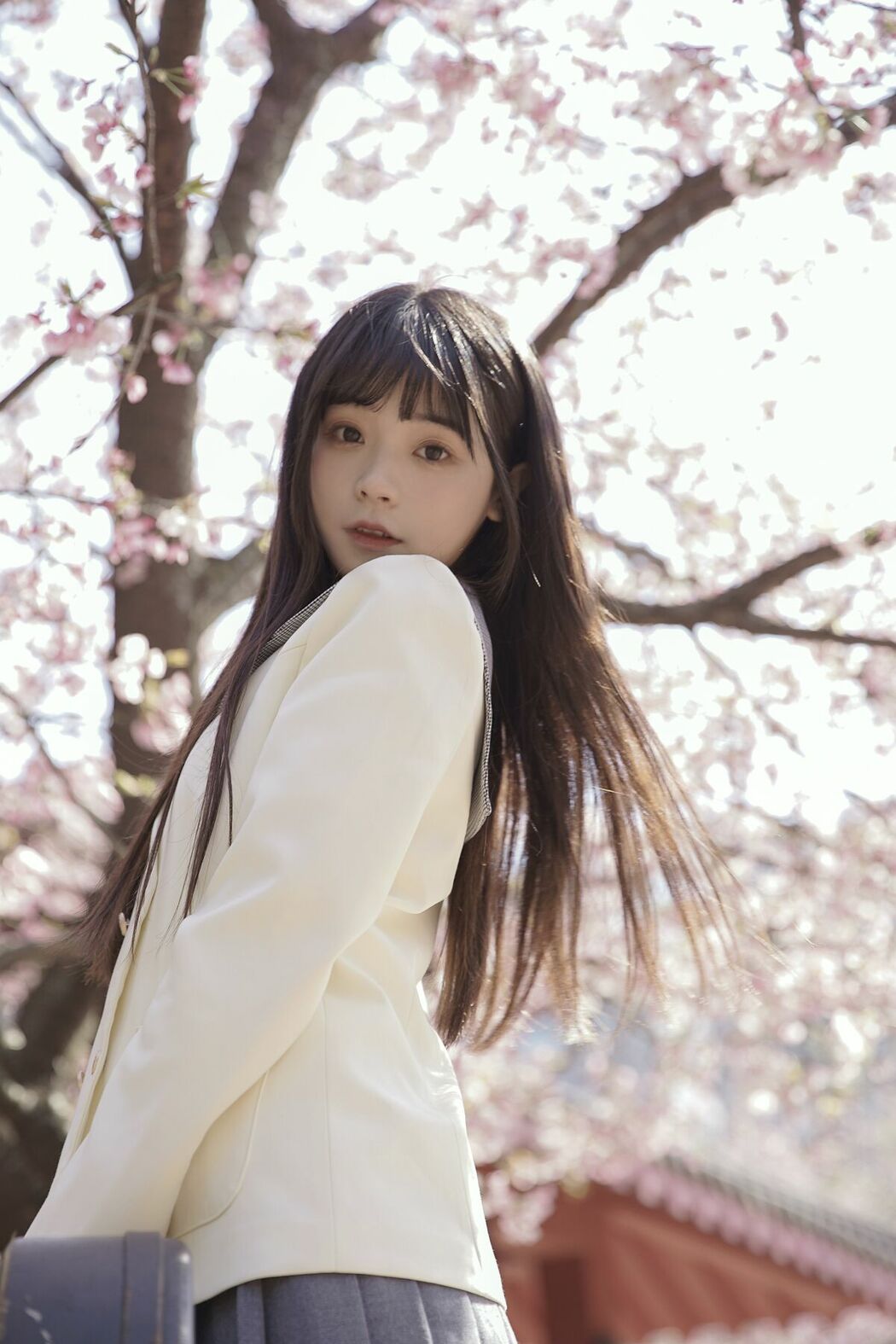 YiTuYu艺图语 Vol.9584 Yi Zhi Xiao Qin (18P)