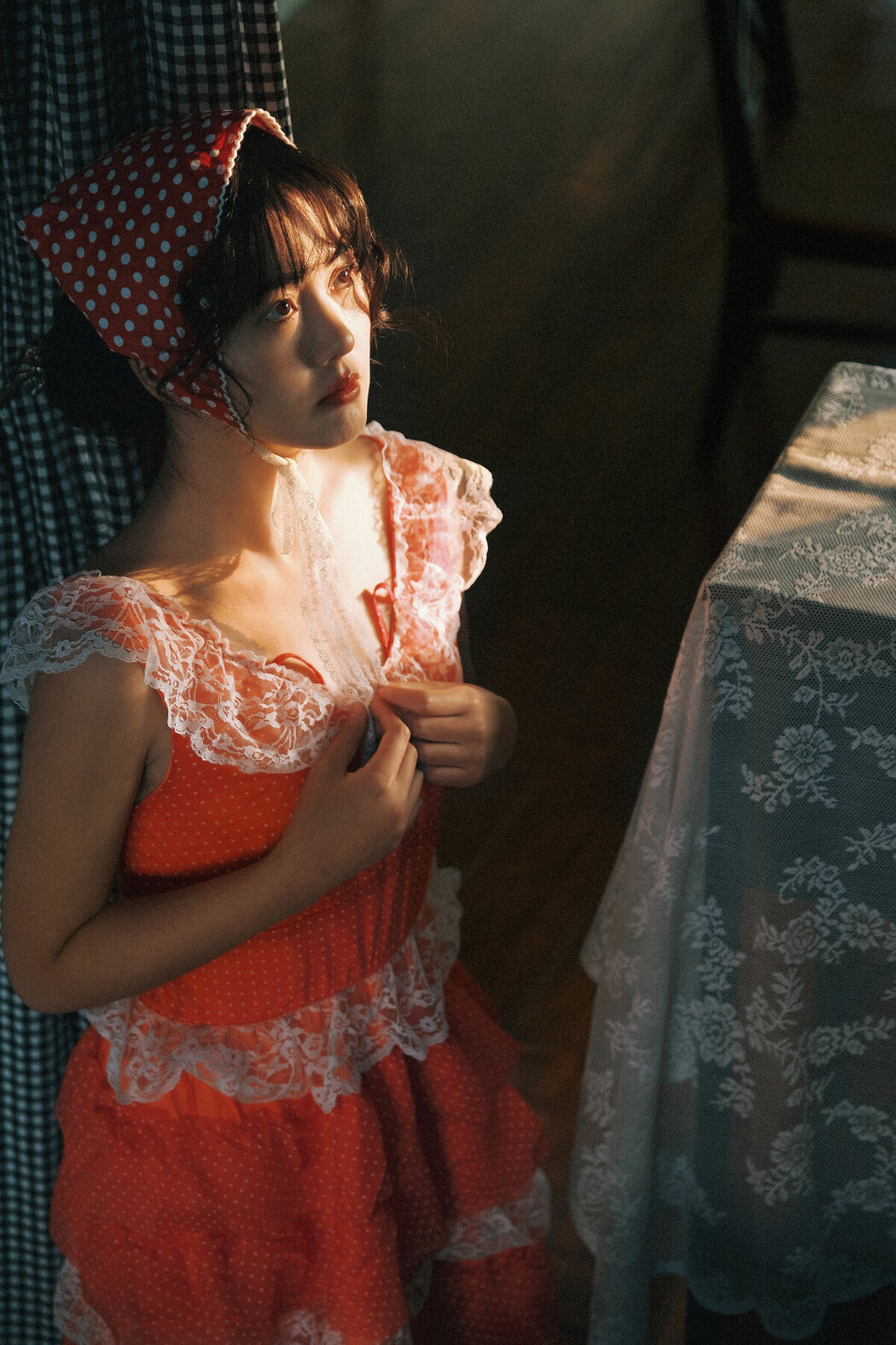 YiTuYu艺图语 Vol.9586 Bao Mao Mian Yang (16P)