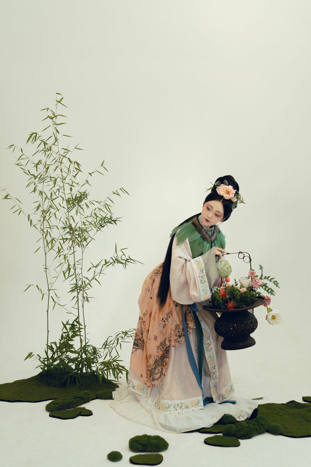 YiTuYu艺图语 Vol.9588 Yu Yue Shi Tu Tu (14P)