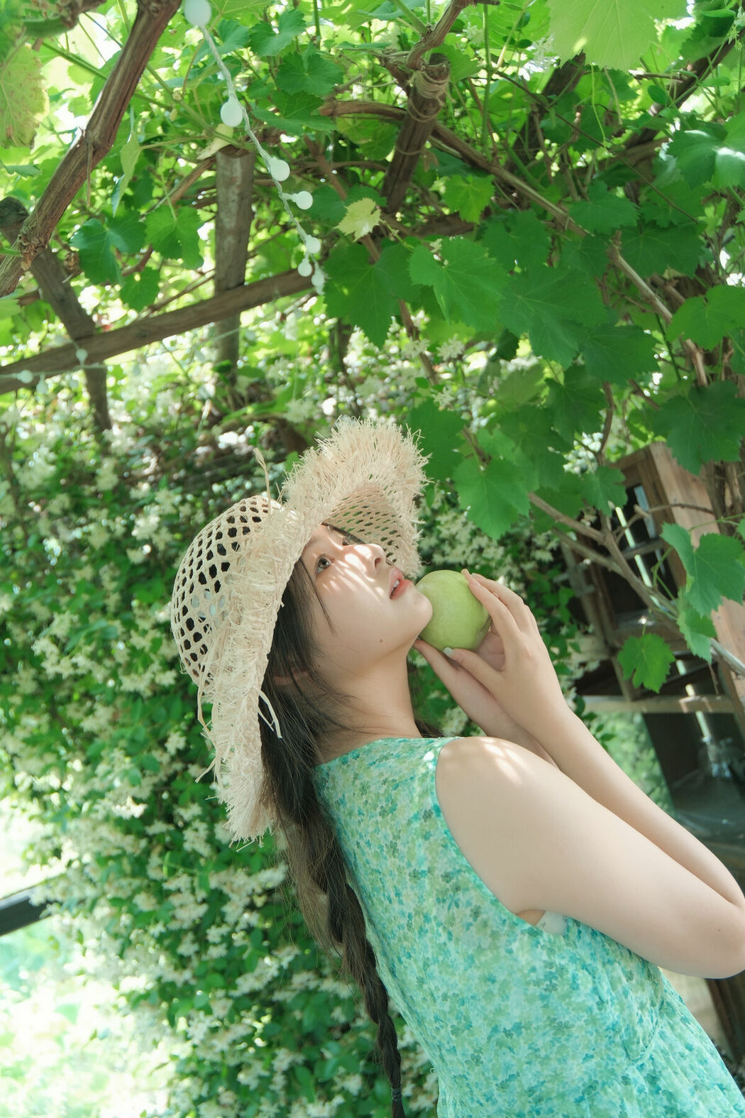YiTuYu艺图语 Vol.9587 Wan (23P)