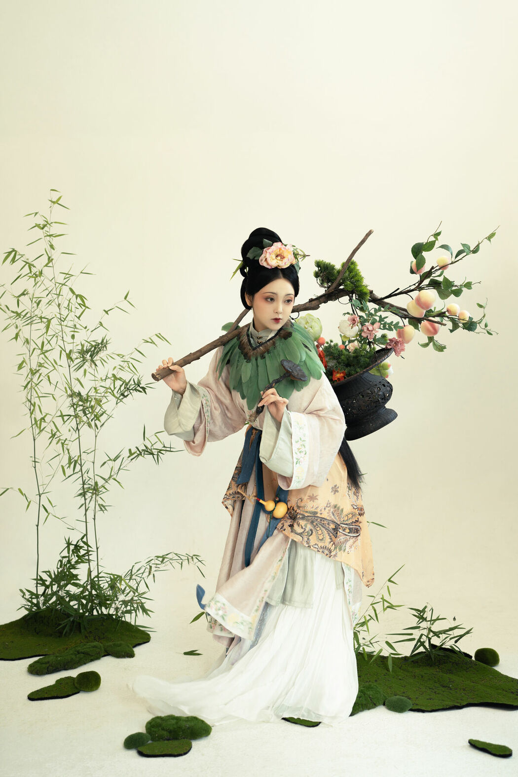 YiTuYu艺图语 Vol.9588 Yu Yue Shi Tu Tu (14P)